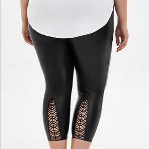 Crop Platinum Legging-Coated Ponte with Macrame